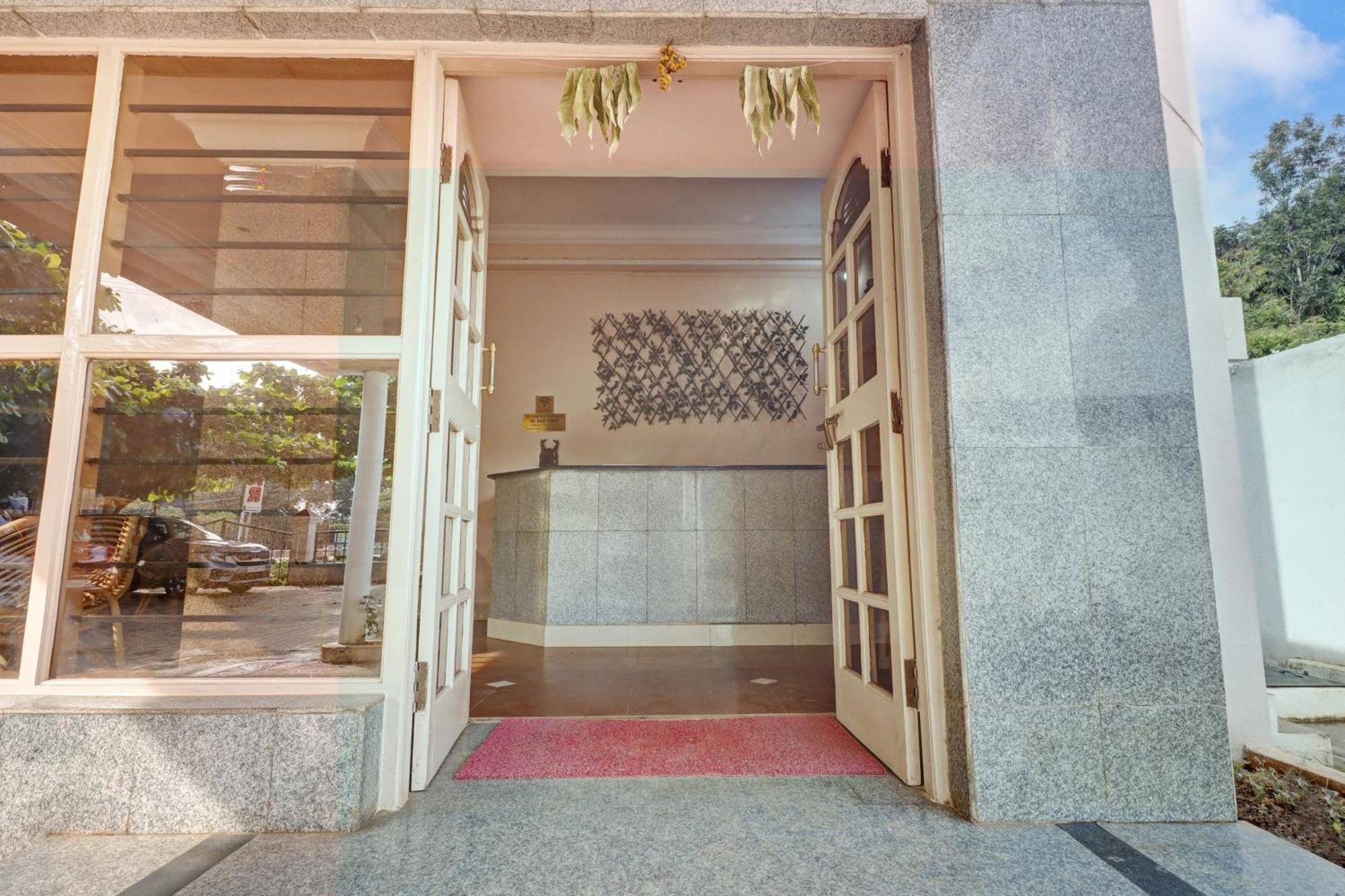 Gundlupet Spot On Ganga Yatri Nivas酒店 外观 照片